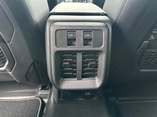 Used 2025 Ford Bronco Badlands AWD/4WD image 22