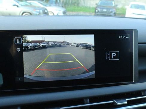 Used 2025 Hyundai Tucson SE image 21