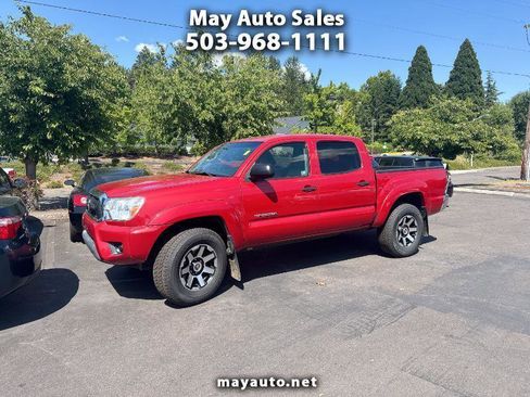 Used 2014 Toyota Tacoma PreRunner w/ SR5 Package RWD image 1