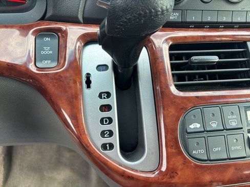 Used 2010 Honda Odyssey EX-L image 19