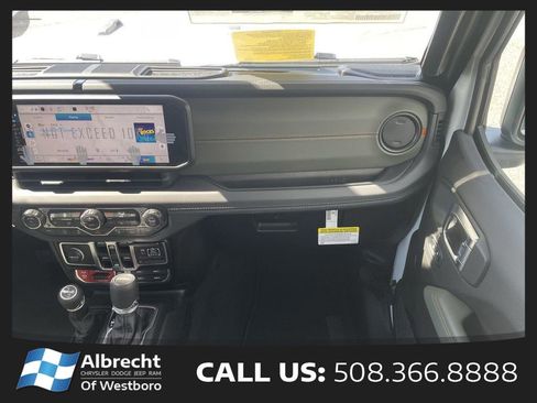 New 2026 Jeep Gladiator Mojave AWD/4WD image 17