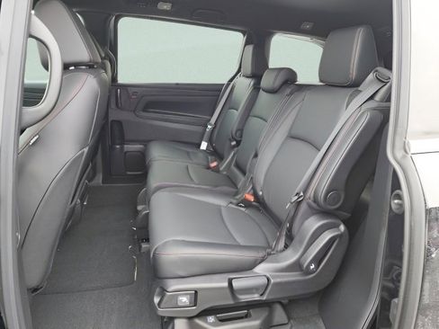 New 2026 Honda Odyssey Sport-L image 18