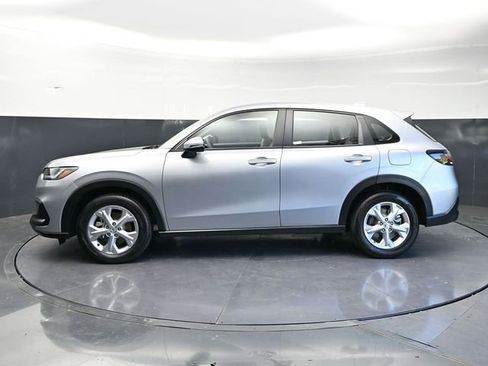 Certified 2025 Honda HR-V LX image 8
