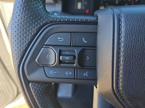 Used 2025 Toyota Tacoma SR5 image 15