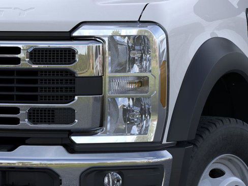 New 2025 Ford F450 XL image 18