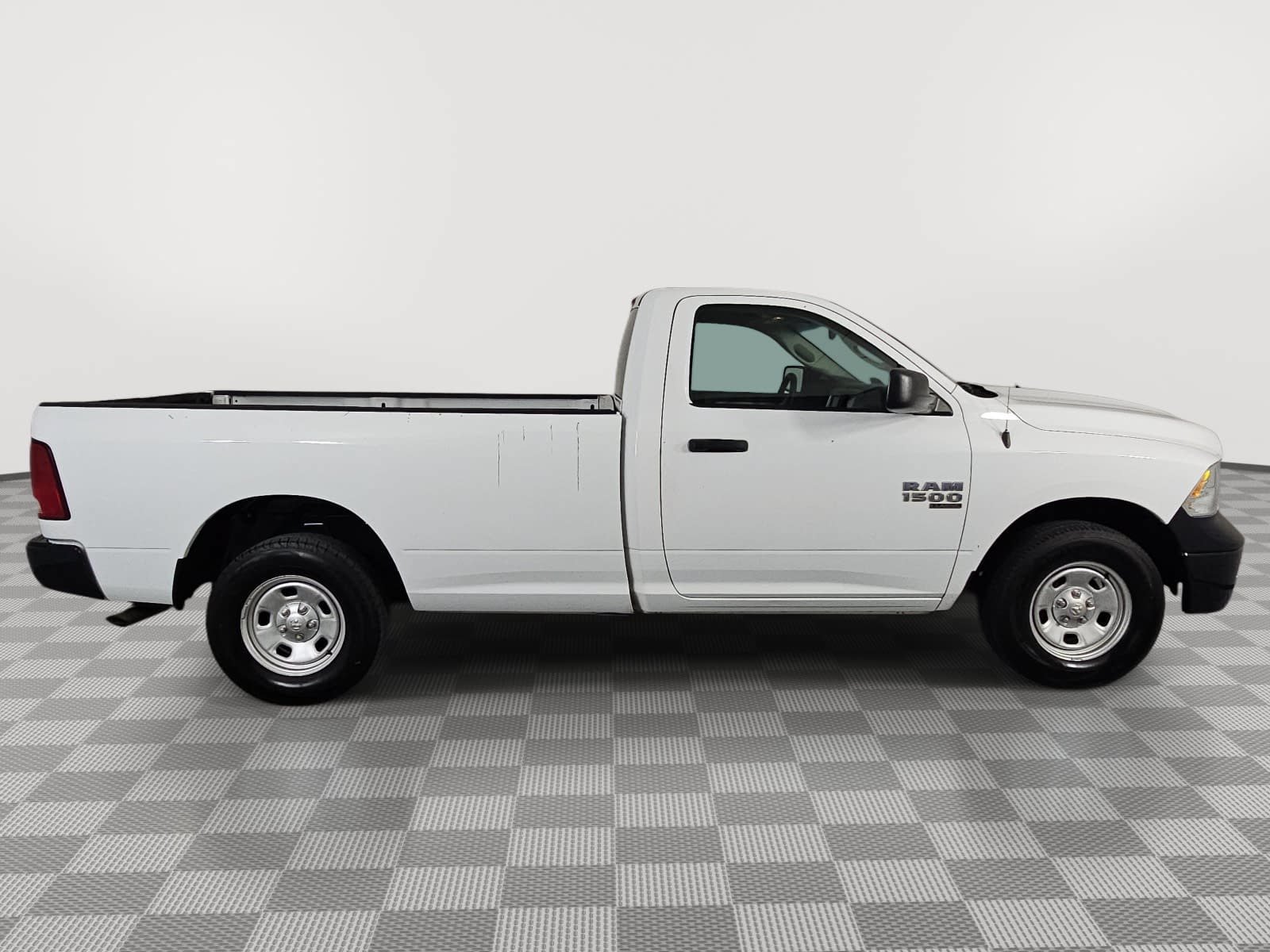 Used 2019 RAM 1500 Tradesman w/ Popular Equipment Group RWD image 9