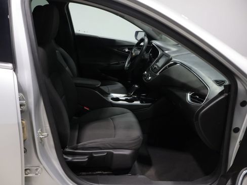 Used 2016 Chevrolet Malibu LT FWD image 23