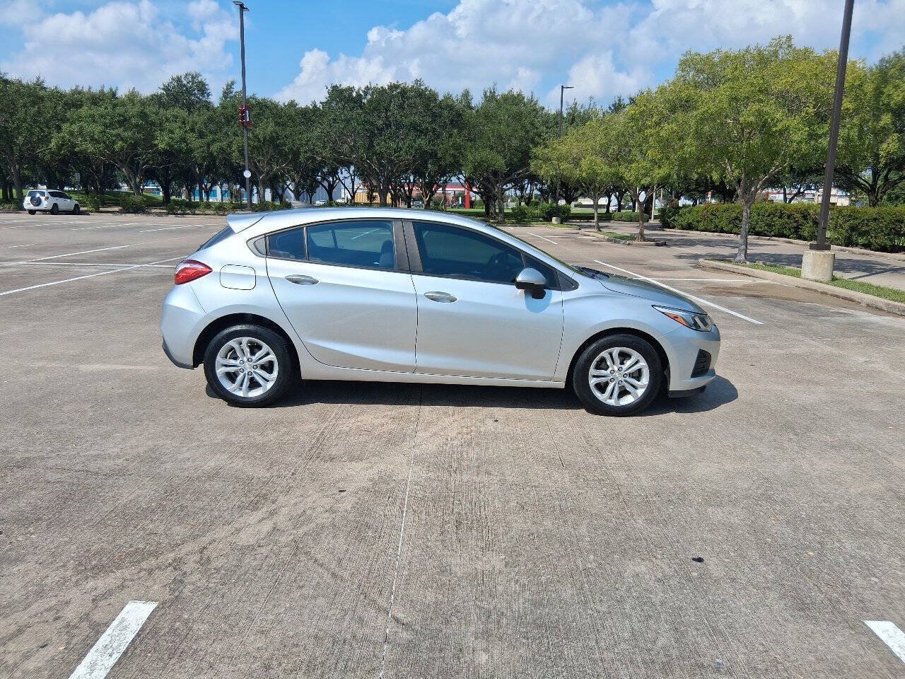 Used 2019 Chevrolet Cruze LS w/ LS Convenience Package FWD image 7