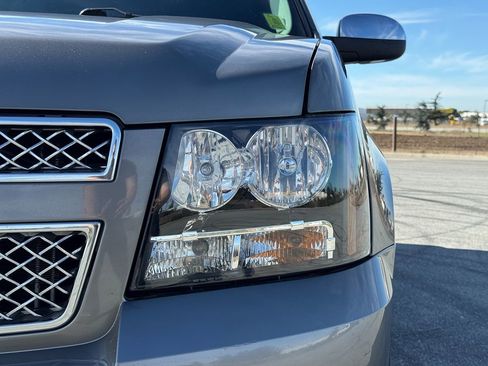 Used 2009 Chevrolet Suburban LTZ image 14
