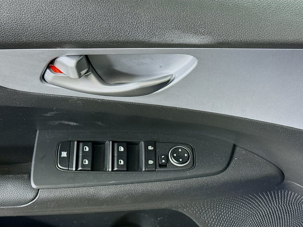 Certified 2023 Kia Forte LXS FWD image 22