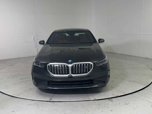 Certified 2026 BMW i5 eDrive40 AWD/4WD image 7