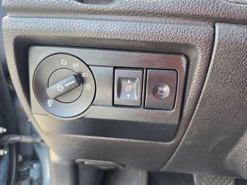 Used 2011 Ford Fusion SE w/ 202A Rapid Spec Order Code FWD image 46