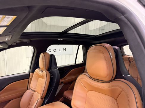 Used 2023 Lincoln Aviator Black Label Grand Touring w/ Class IV Trailer Tow Package image 24