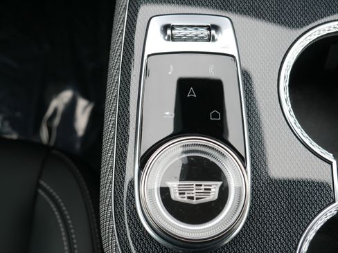 Certified 2025 Cadillac Optiq Sport 1 w/ LPO, Floor Liner Package image 20