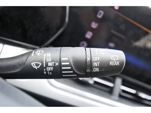 Used 2024 Chevrolet Trax LT w/ Driver Confidence Package image 12