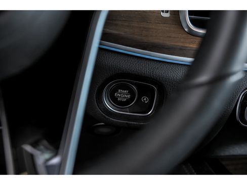 Certified 2025 Mercedes-Benz GLE 350 GLE 350 4MATIC image 17