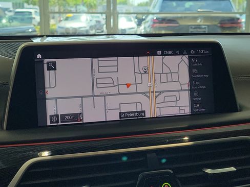 Used 2022 BMW 750Li xDrive AWD/4WD image 25