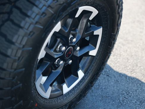 New 2026 Jeep Gladiator Rubicon image 9