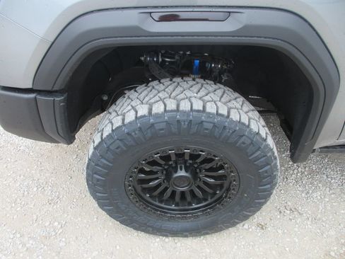New 2026 GMC Sierra 2500 AT4X w/ AT4X AEV Edition AWD/4WD image 13