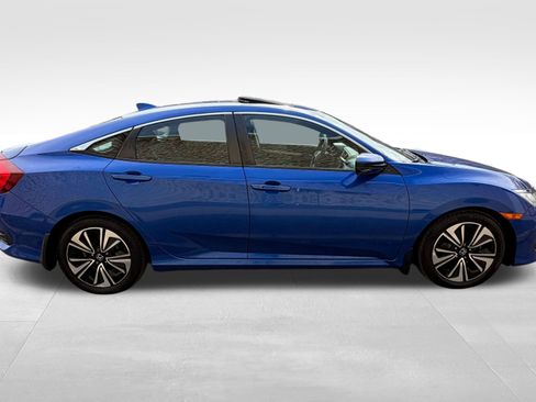 Used 2016 Honda Civic EX-T image 4