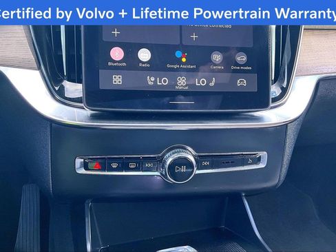 Certified 2025 Volvo XC90 B5 Plus image 41