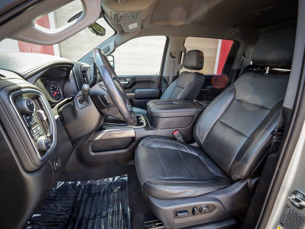 Used 2020 Chevrolet Silverado 2500 LTZ w/ LTZ Premium Package AWD/4WD image 13