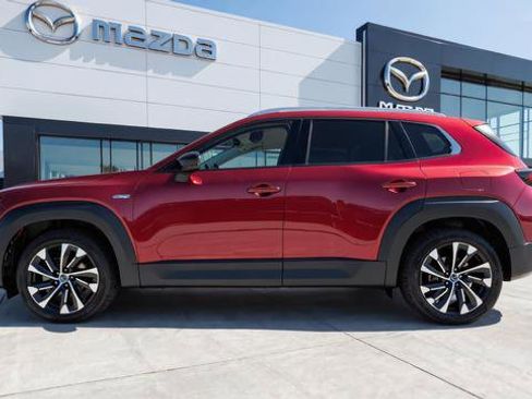 Certified 2025 MAZDA CX-50 2.5 Hybrid w/ Premium Plus Pkg image 2
