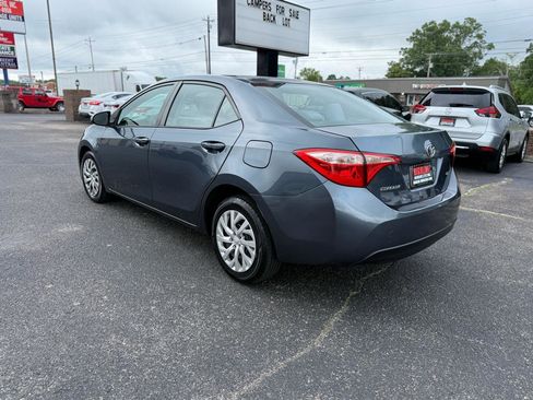 Used 2017 Toyota Corolla L FWD image 6