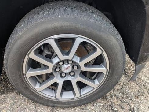 Used 2021 GMC Canyon Denali image 26