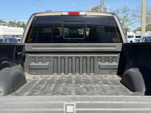 Used 2021 Ford F150 Lariat w/ Max Trailer Tow Package image 10