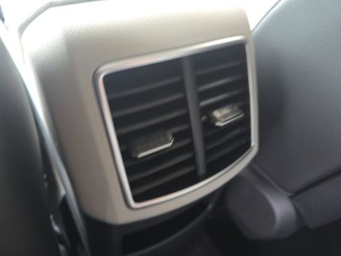 Certified 2025 Kia Sportage EX FWD image 22