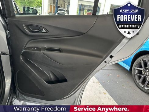 Used 2024 Chevrolet Equinox LT AWD/4WD image 33