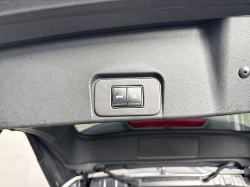 Used 2021 Nissan Rogue SL w/ Premium Package AWD/4WD image 34