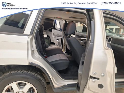 Used 2009 Jeep Grand Cherokee Laredo w/ Sun/Sound Group image 15