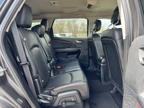 Used 2015 Dodge Journey R/T w/ Flexible Seating Group AWD/4WD image 19