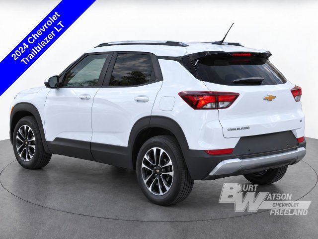 Used 2024 Chevrolet TrailBlazer LT w/ Convenience Package FWD image 4