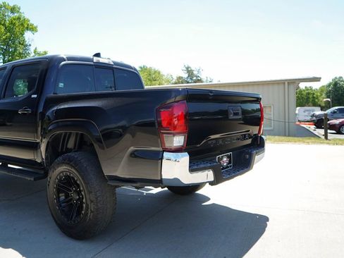 Used 2022 Toyota Tacoma SR5 RWD image 20