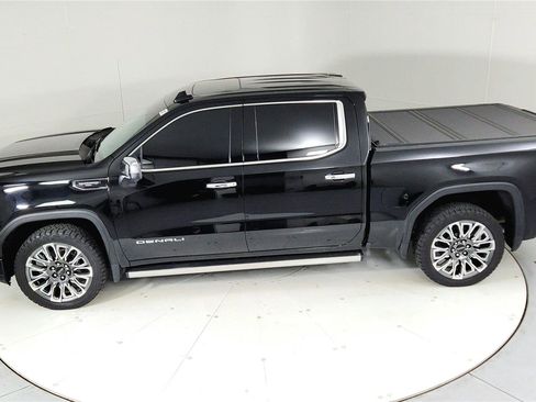 Used 2023 GMC Sierra 1500 Denali Ultimate AWD/4WD image 14