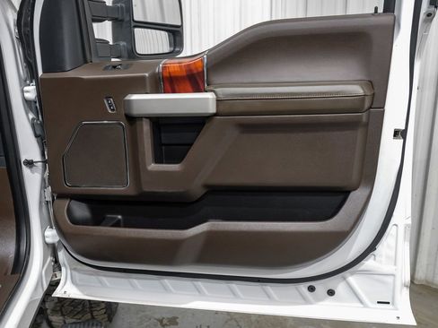 Used 2022 Ford F250 King Ranch w/ King Ranch Ultimate Package AWD/4WD image 47