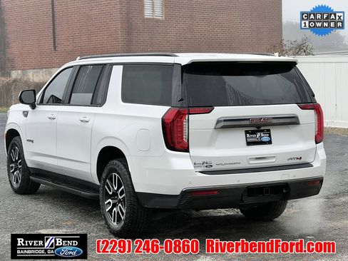 Used 2023 GMC Yukon XL AT4 image 3