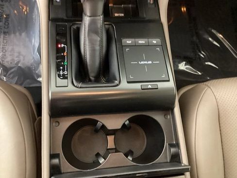 Certified 2023 Lexus GX 460 Luxury w/ Sport Design Package AWD/4WD image 29