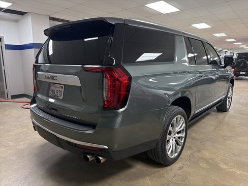 Used 2024 GMC Yukon XL Denali w/ Max Trailering Package image 4