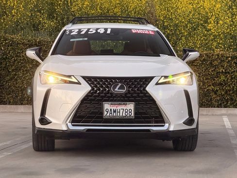 Certified 2022 Lexus UX 200 image 5