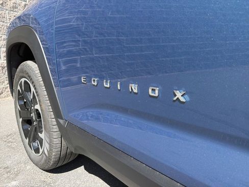 New 2026 Chevrolet Equinox LT w/ Convenience Package II AWD/4WD image 7