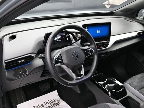 Used 2021 Volkswagen ID.4 Pro image 17