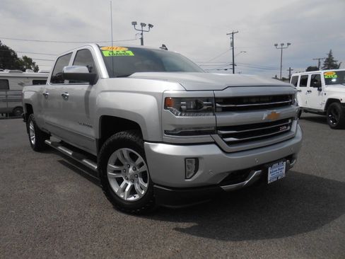 Used 2017 Chevrolet Silverado 1500 LTZ Z71 w/ LTZ Plus Package image 1