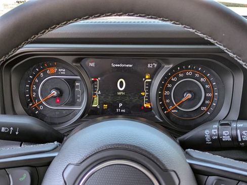 New 2026 Jeep Wrangler Unlimited Rubicon AWD/4WD image 28
