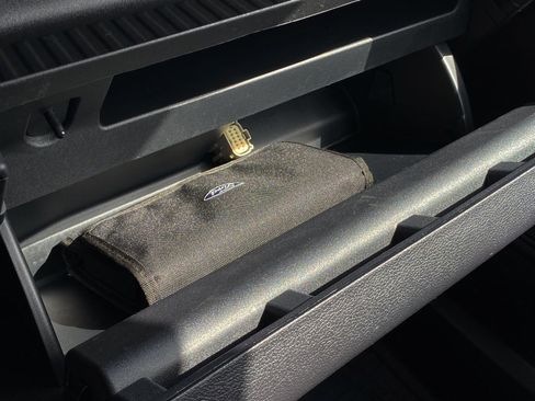 Used 2018 Ford F150 XLT w/ Equipment Group 302A Luxury image 22