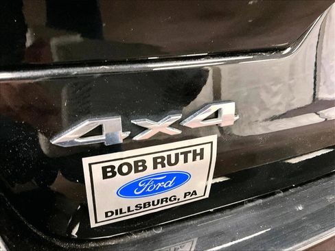 Used 2023 Jeep Grand Cherokee Limited image 13