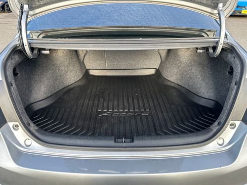 Used 2016 Honda Accord EX-L image 17